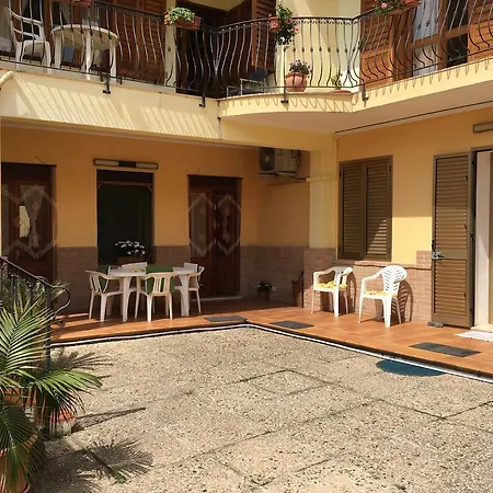 Anna Apartment